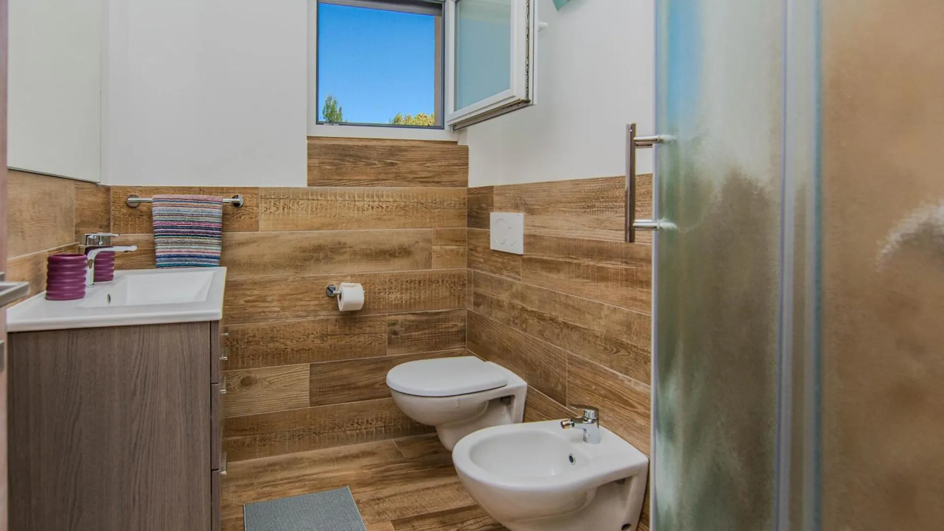 Aparthotel Villa Sandy Beach With Outdoor Pool, Few Seconds From The Beach Zaton