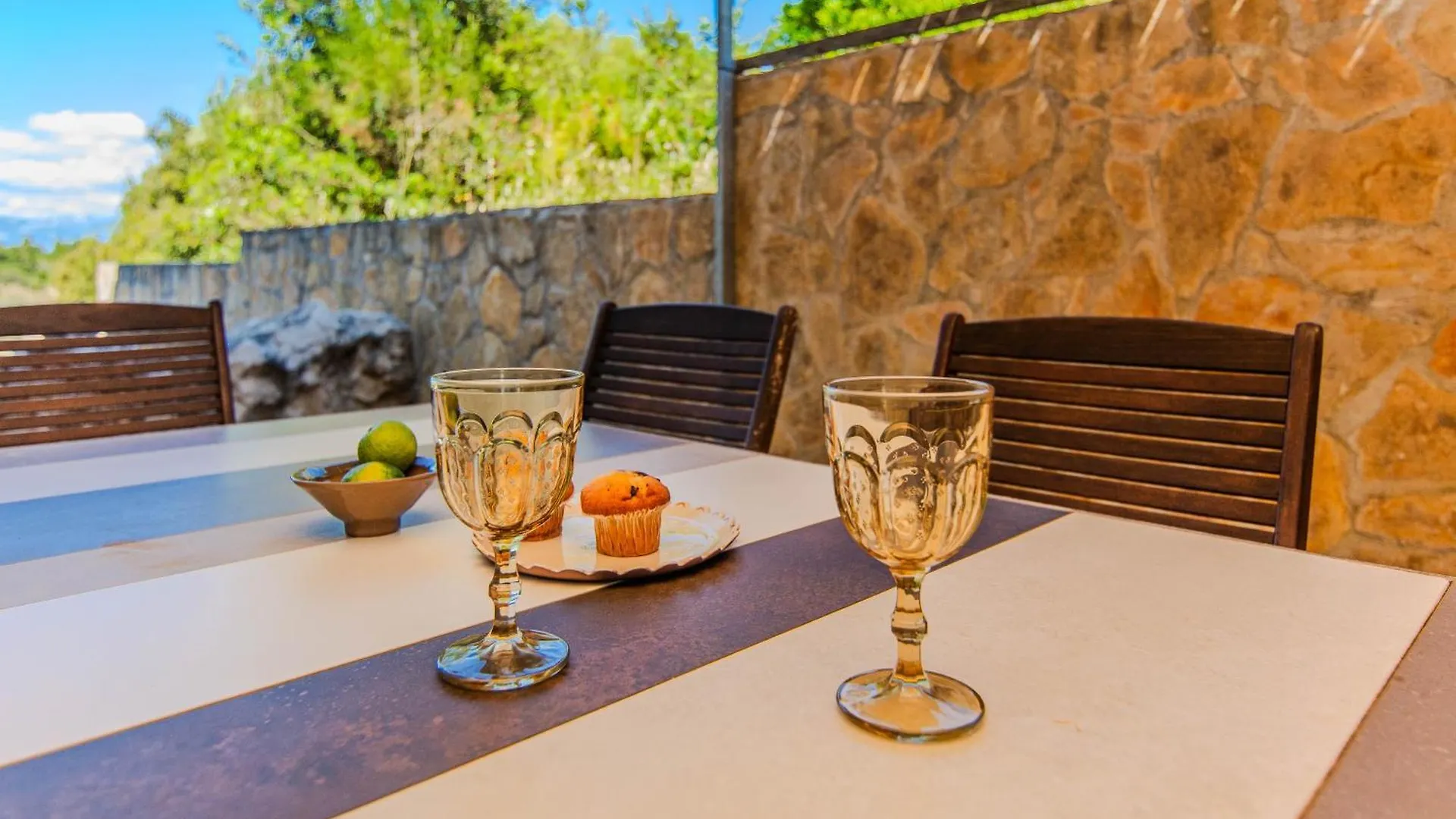 Aparthotel Villa Sandy Beach With Outdoor Pool, Few Seconds From The Beach Zaton